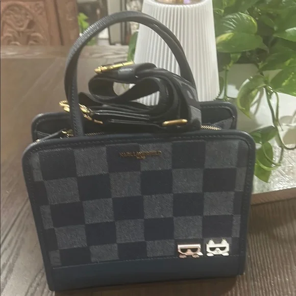 Karl LAGERFELD NWT - Picture 1 of 4